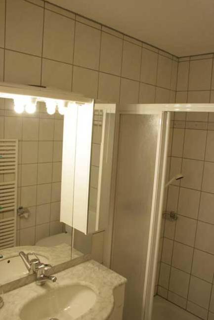 Residence Selika Leuk Exterior photo